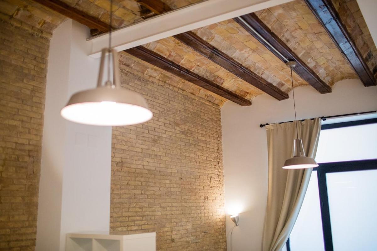 Florit Flats - Cozy Loft By The Central Market Valencia Exterior foto